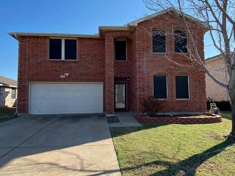 1025 W Stone Chapel Way Fort Worth TX 76179