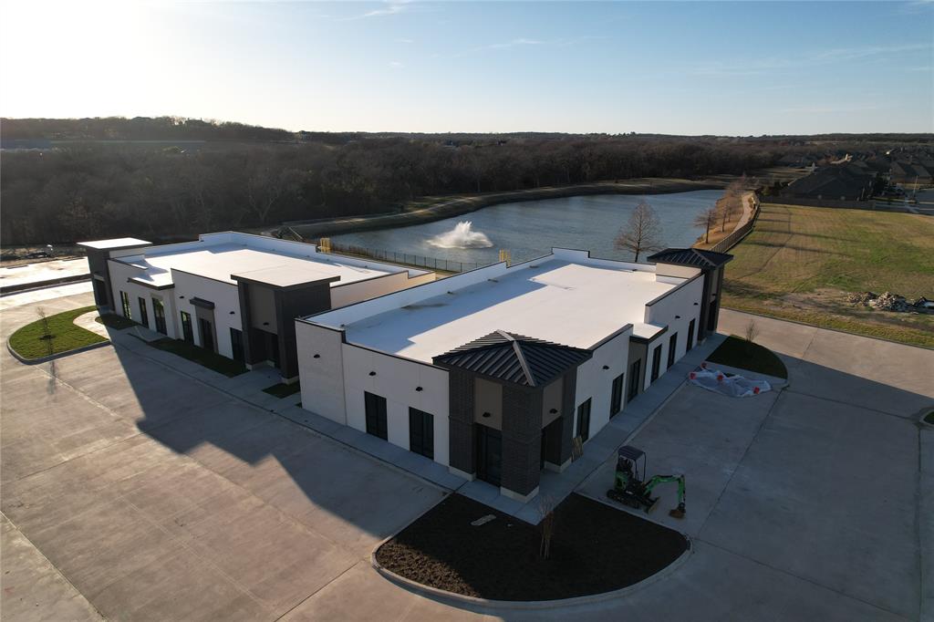 Willow Crk Xing - Commercial Lease