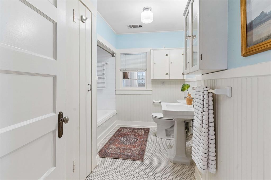 LAKELAND TERRACE - Residential