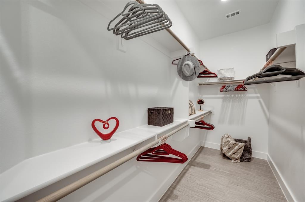 Mansions Prosper - Residential Lease