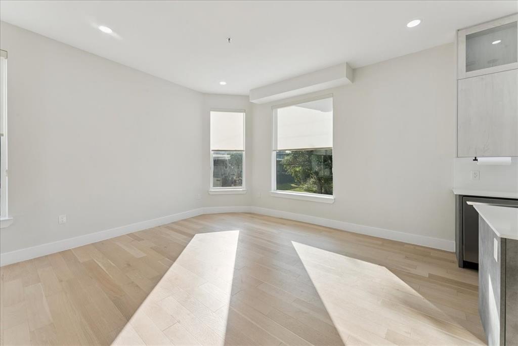 Seegar Townhomes - Residential