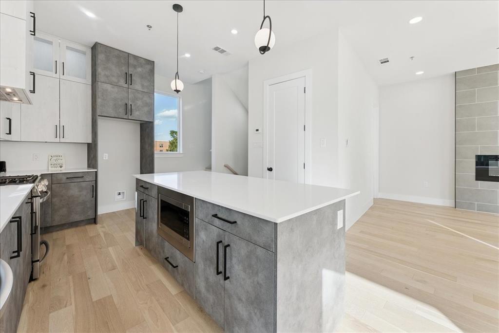 Seegar Townhomes - Residential