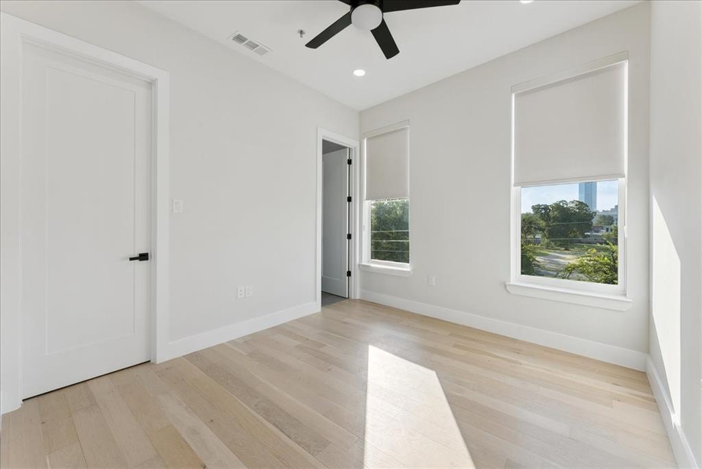 Seegar Townhomes - Residential