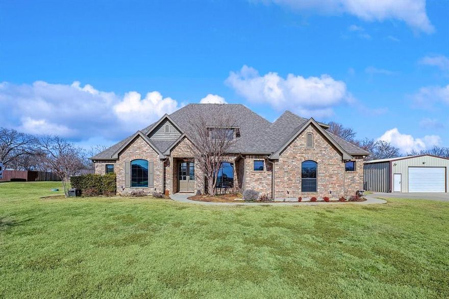 Country Elegance meets Custom detail in the highly sought after Hunnington Ridge. Custom 4 bed, 3.5 bath with dedicated office, media room, a game-loft area and 30x60 heated and cooled shop. Come inside to hand-scraped wood and tile floors. Kitchen offering custom cabinets, granite countertops with tumbled marble backsplash. Split bedrooms with 2 spacious bedrooms with jack n jill bath. Primary suite with double sinks, jetted-soaking tub, separate shower and large walk-in closet.