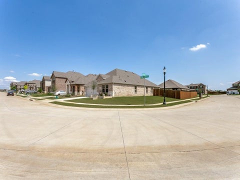 Photo of 9704 Autumn Leaves Lane, Aubrey, TX 76227 (MLS # 21383190)