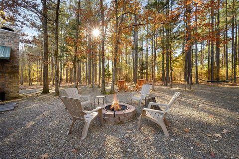 A home in Broken Bow