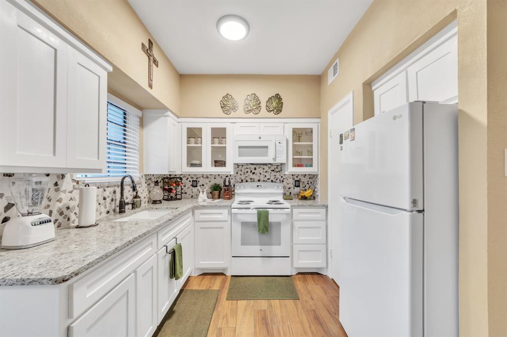 One Orleans Place Condos Ph 01 & 03 - Residential