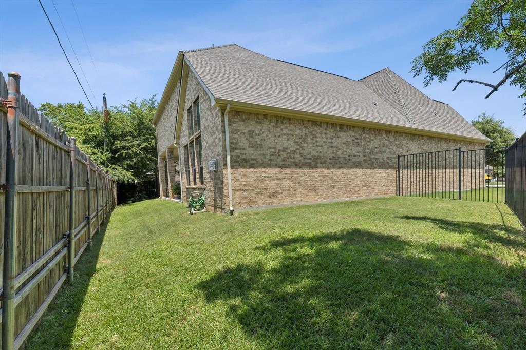 Brookstone Villas - Residential