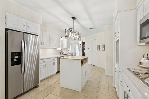 Tiny photo for 231 Rancho Vista Drive, Double Oak, TX 75077 (MLS # 21125141)