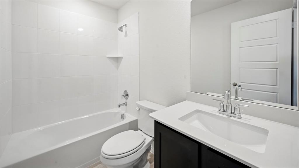 1207 Silent Peak Drive