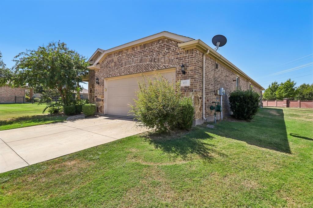 3277 Castaway Lane