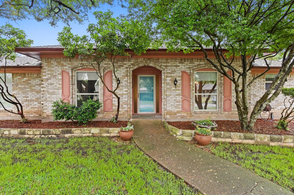 3102 Laurel Lane