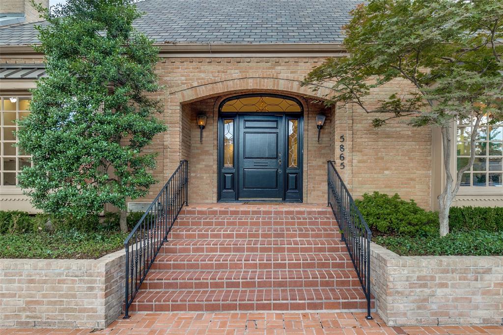 5865 Farquhar Lane