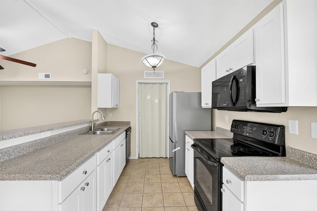 Colony 23 - Residential Lease