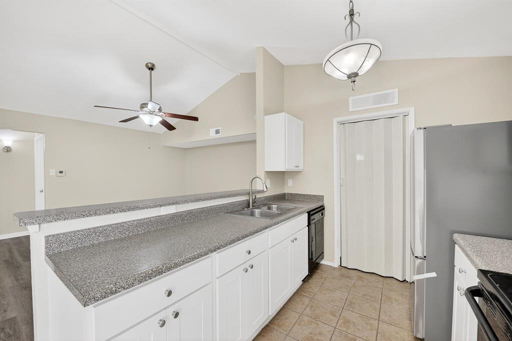 Colony 23 - Residential Lease