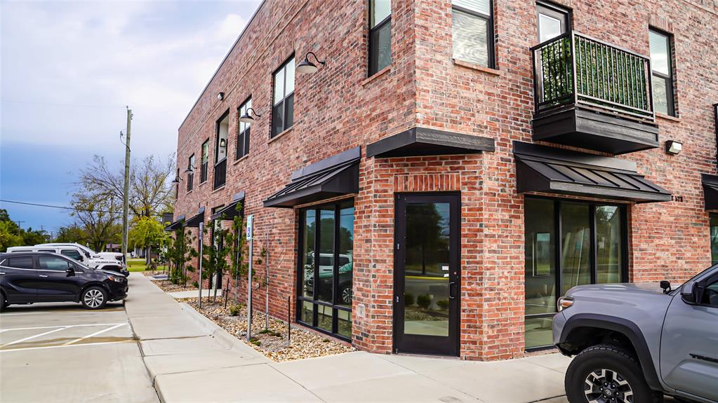 Crabtree Add - Commercial Lease