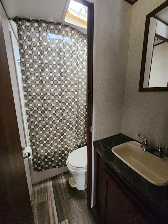 Sun Eagle Bay - Land