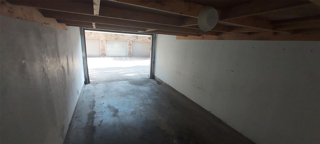 Oaks On The Bend Condos Ph 01-04 - Residential