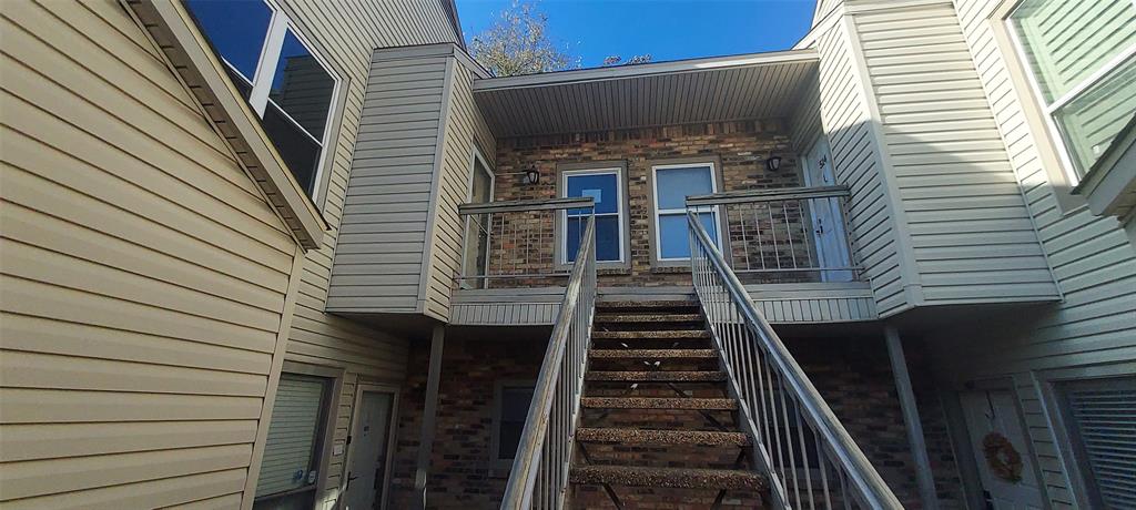 Oaks On The Bend Condos Ph 01-04 - Residential