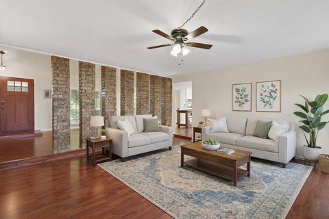 1617 Baltimore Drive Richardson TX 75081