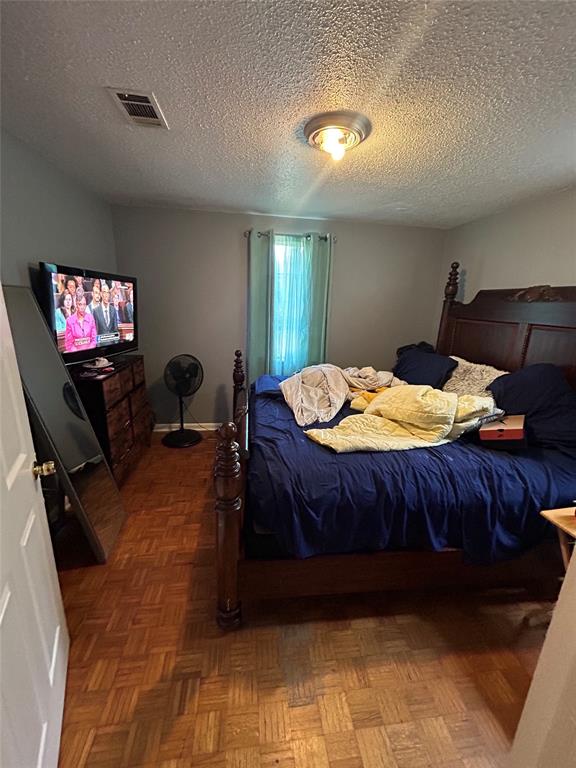 Lynbrook Sub - Residential