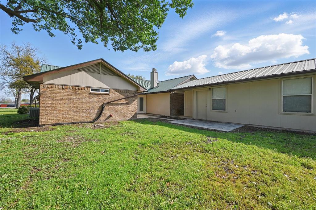 None - Commercial Lease