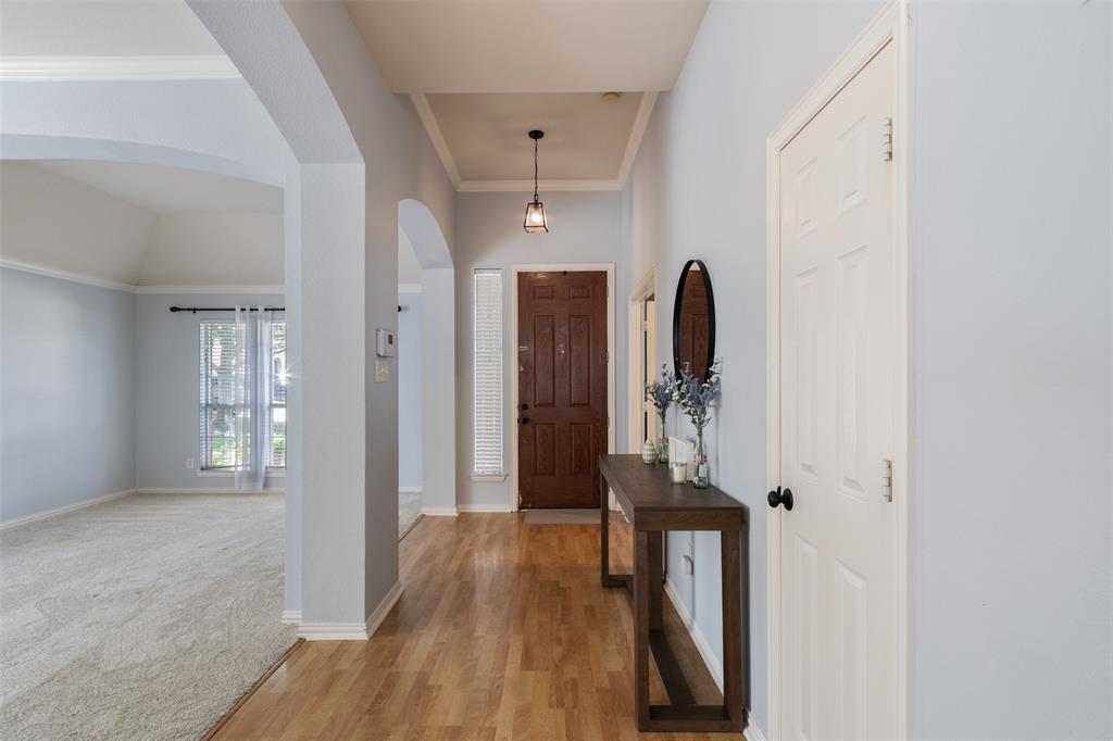 7 Macan Court