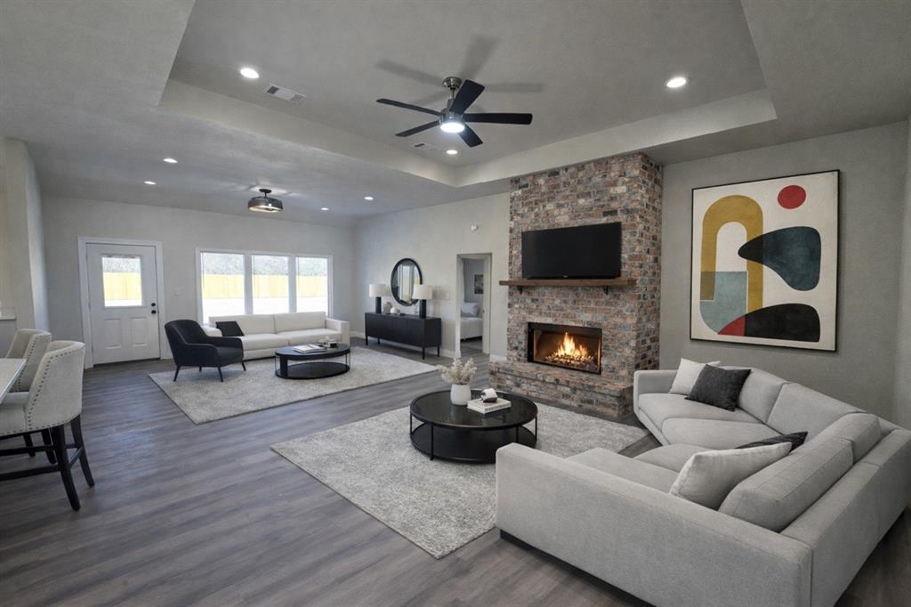 (CORUR4) CLS4 RURAL COLLINSVILLE - Residential