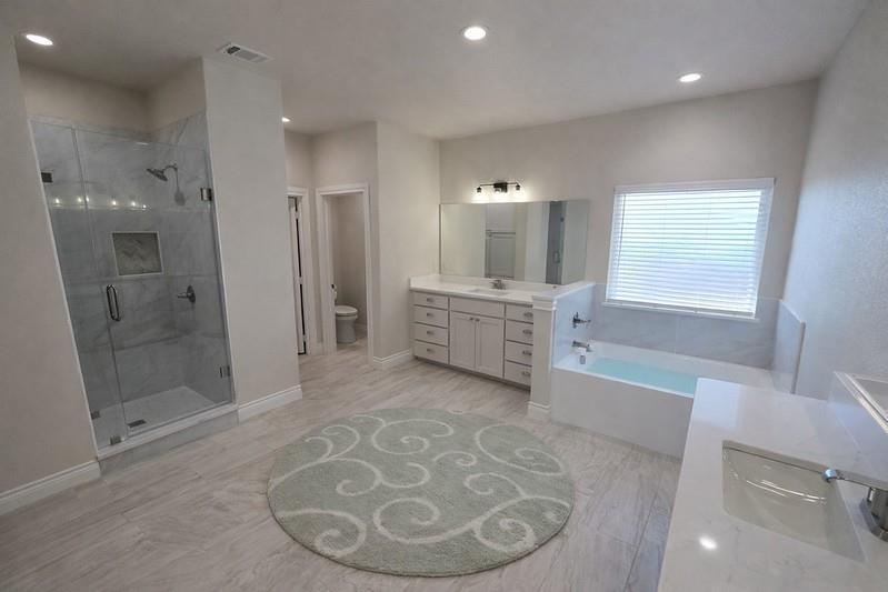 (CORUR4) CLS4 RURAL COLLINSVILLE - Residential