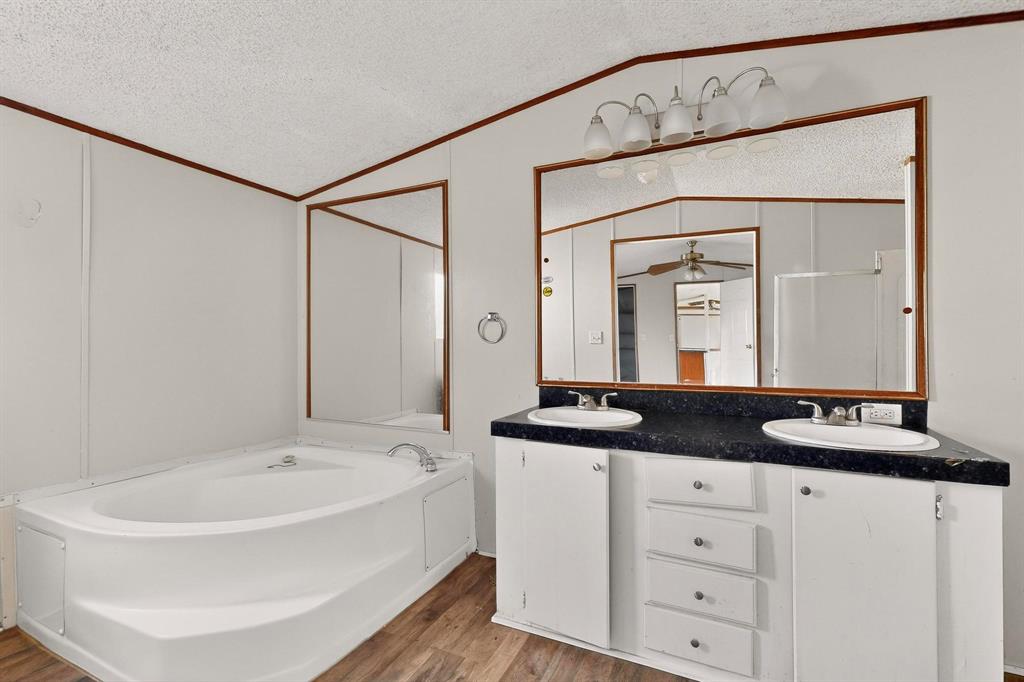 Park Creek Estates - Residential