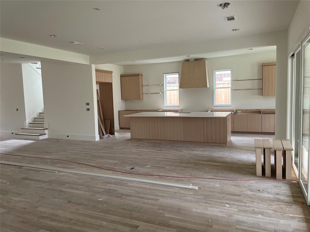 Wilshire Heights - Residential