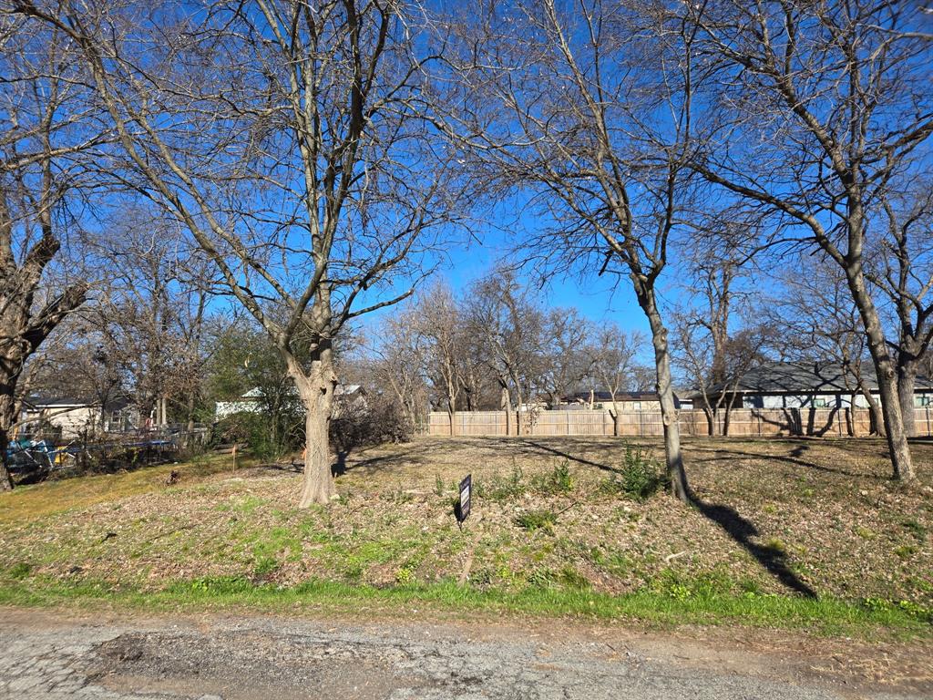 423 E Sherman - Land