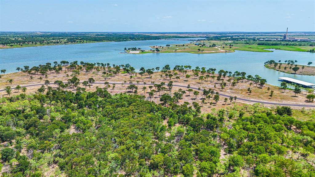 Waterfront Club - Land