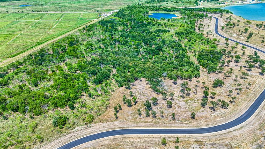 Waterfront Club - Land