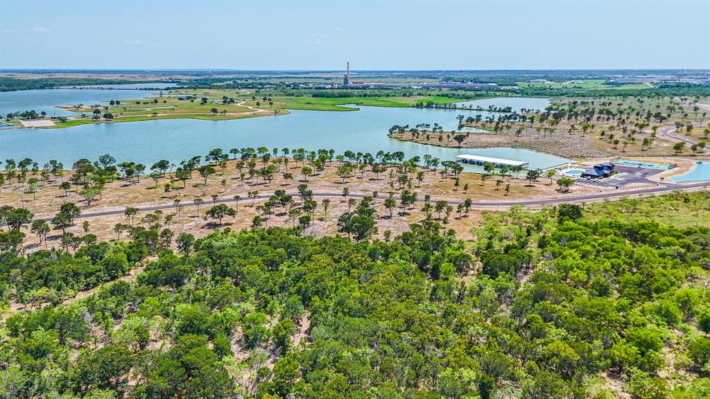 Waterfront Club - Land