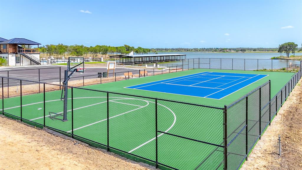 Waterfront Club - Land