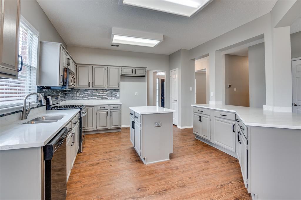 847 Windy Meadow Circle