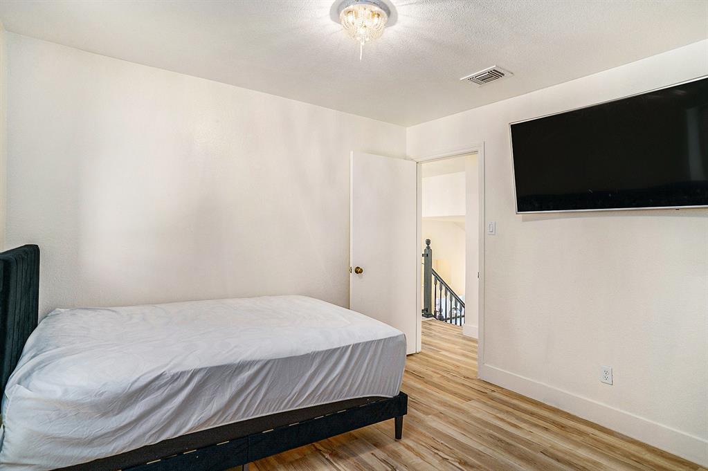 Sheffield Village Ph 3 Add - Residential Lease