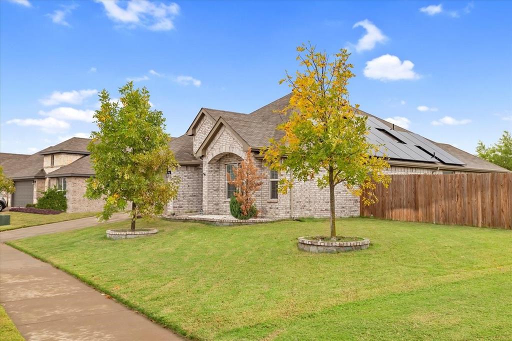 1200 Queens Brook Lane