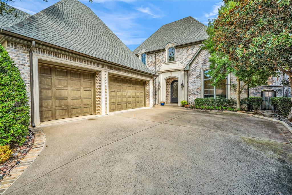 5664 Fairfax Drive