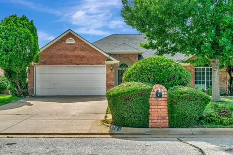 7413 Glen Drive Watauga TX 76148