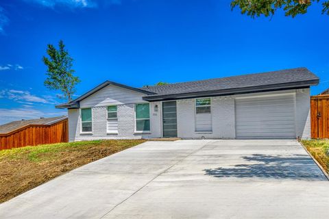 751 Botany Bay Drive Dallas TX 75211