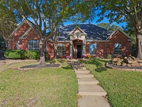 Photo of 8428 Havenwood Drive, North Richland Hills, TX 76182 (MLS # 21419315)