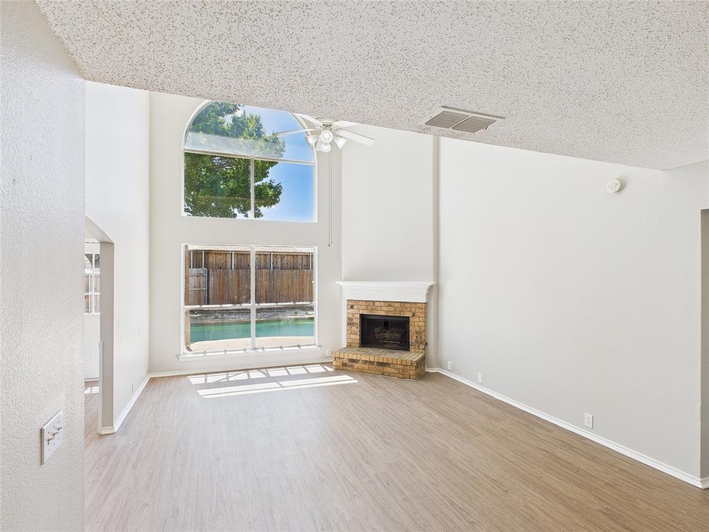 1117 Victoria Drive