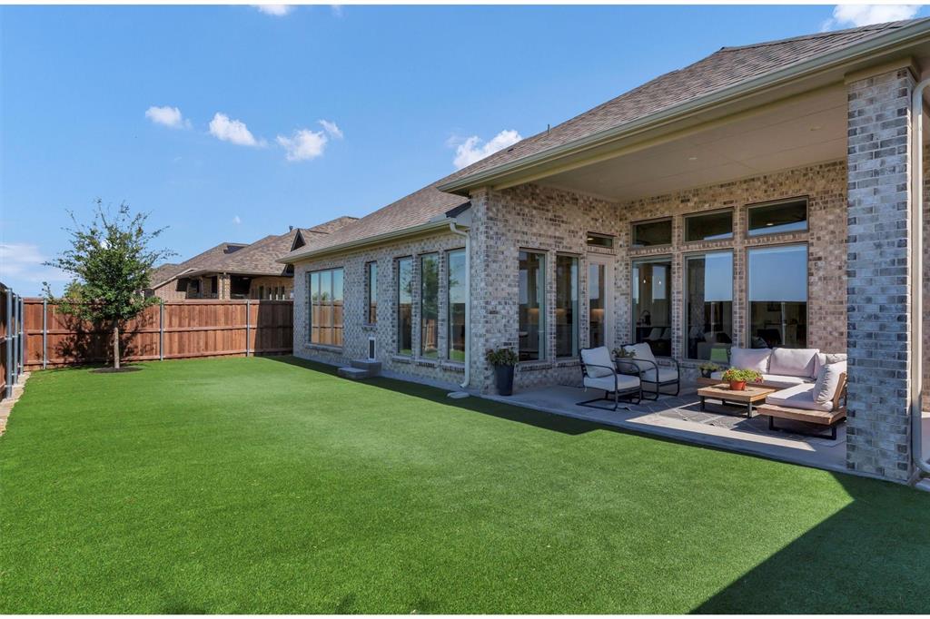 Ventana - Residential