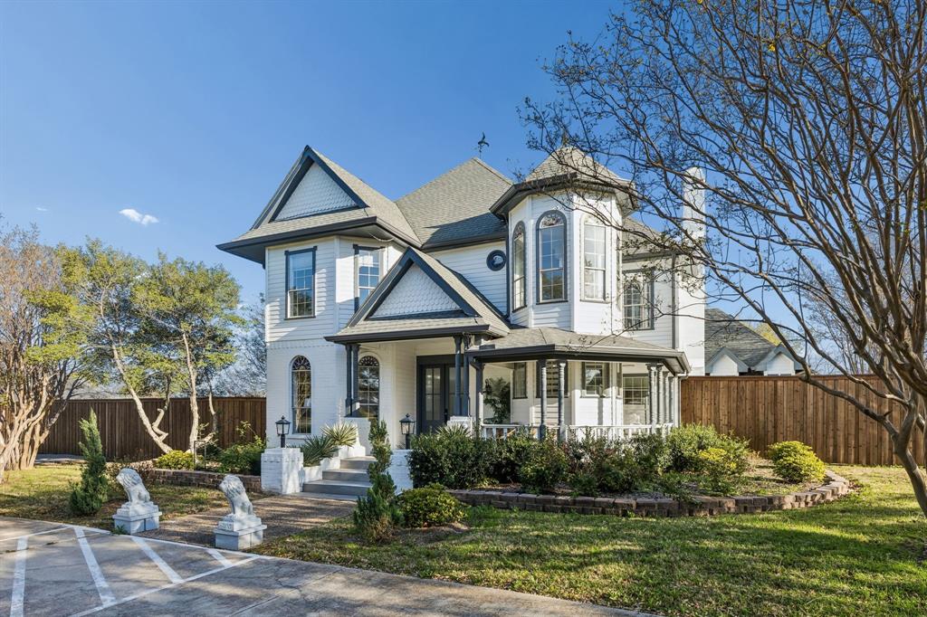 3706 Castle Drive