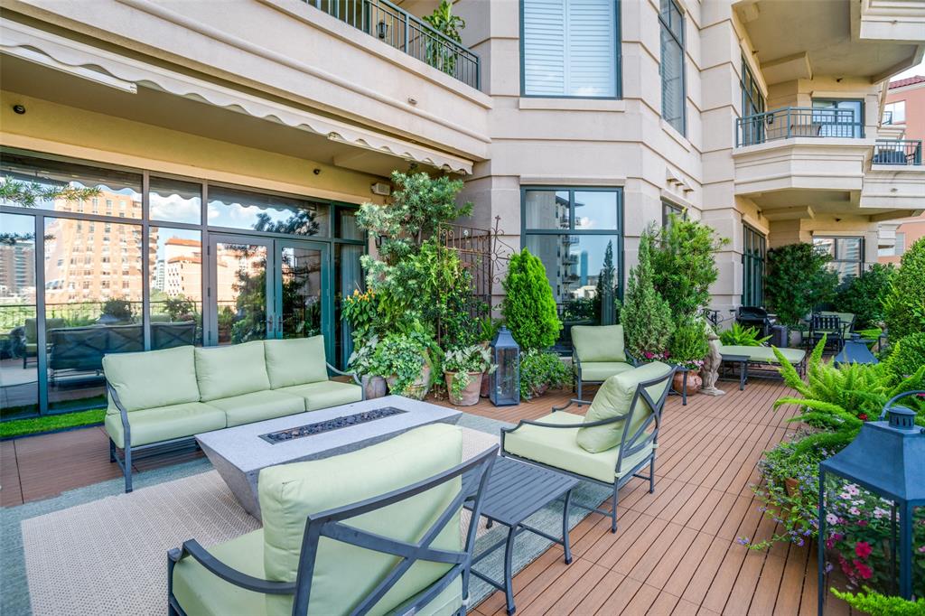 Plaza Turtle Creek - Residential