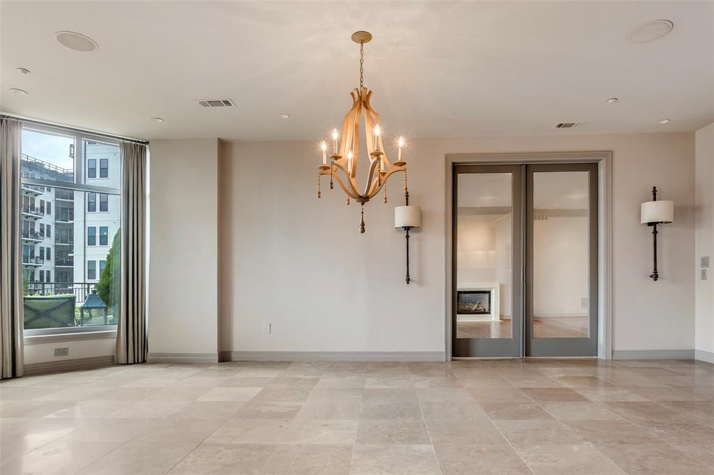 Plaza Turtle Creek - Residential