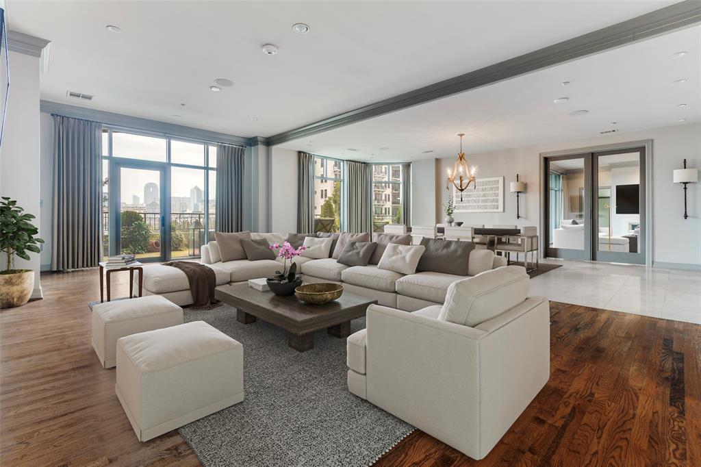 Plaza Turtle Creek - Residential