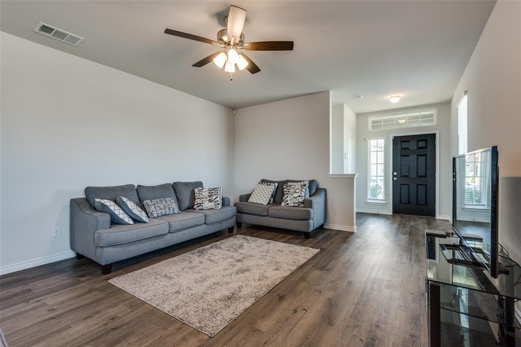 400 Livingston Drive